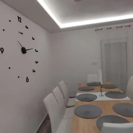 Feniks Polača